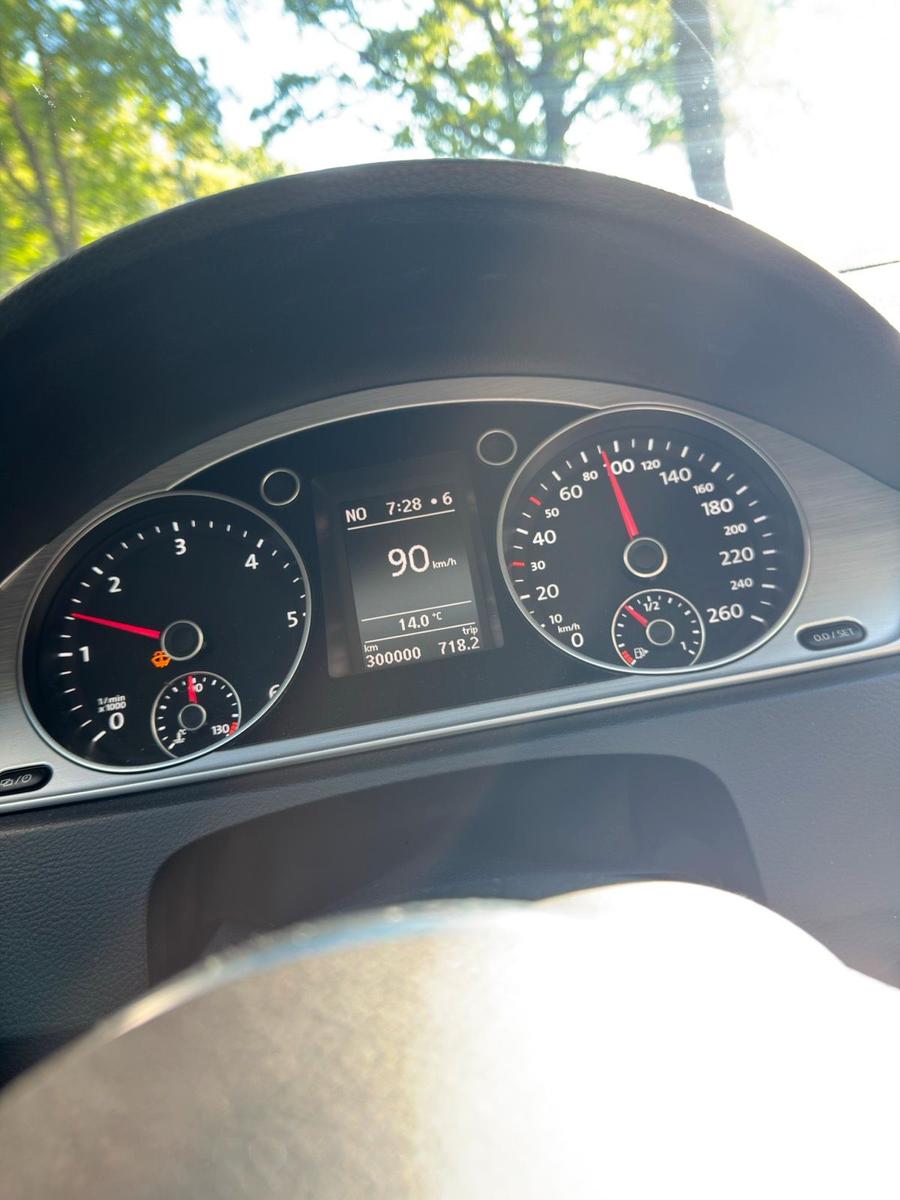Volkswagen Passat 2013 — photo 5