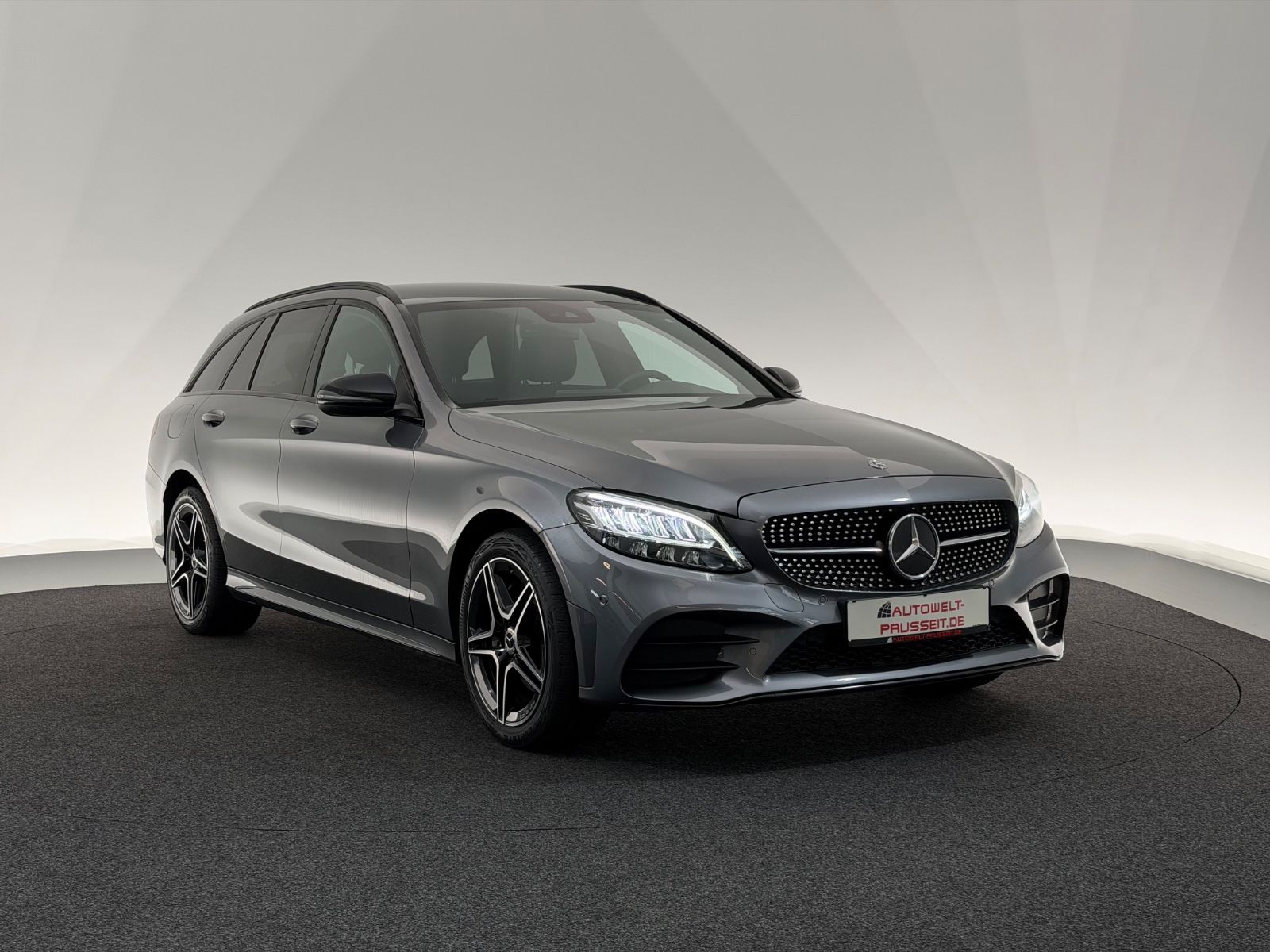 Gebrauchtwagen Mercedes-Benz C C 180*AMG LINE*NIGHT-LED-R.KAM-APPLE-SPUR-TEMPO in Horb am Neckar
