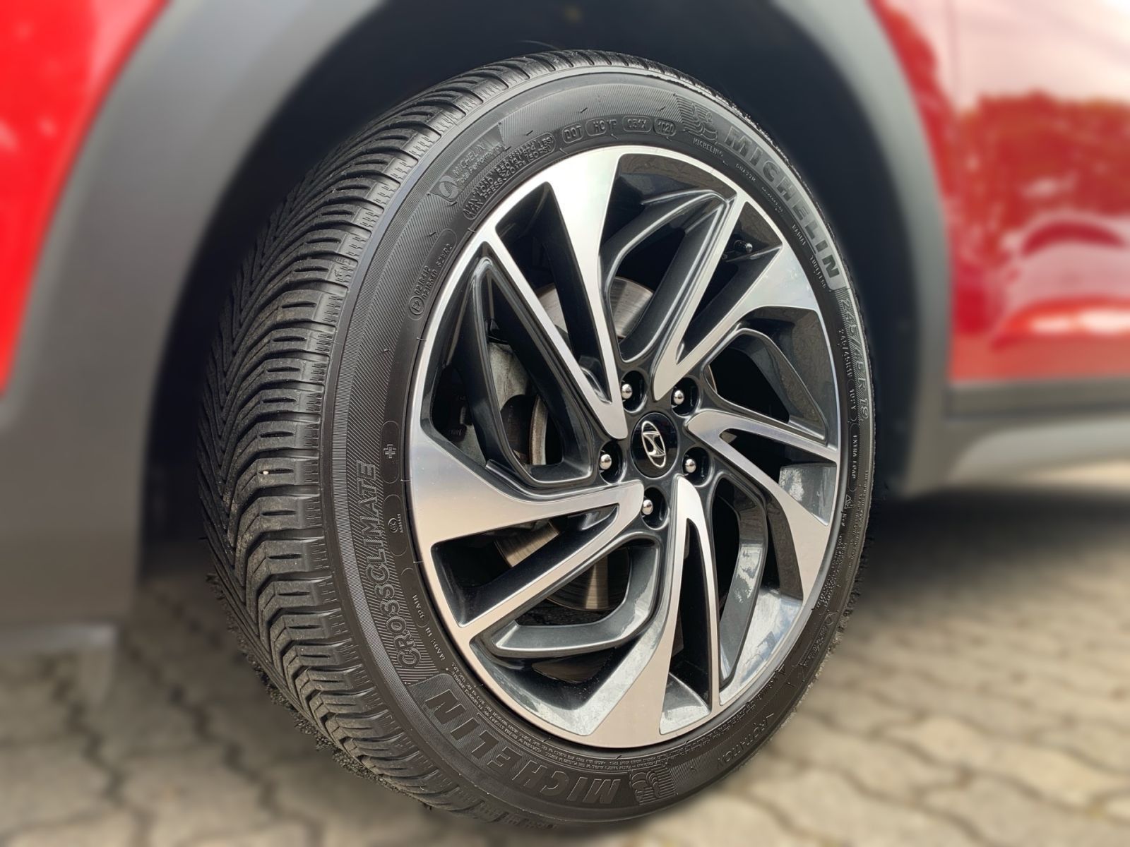 Fahrzeugabbildung Hyundai TUCSON 1.6 Turbo 7-DCT Premium Leder PanDach 1Hd