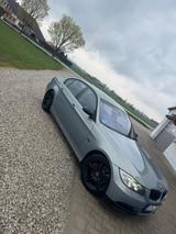 BMW e90 330i - BMW 330 aus 2005: 330i