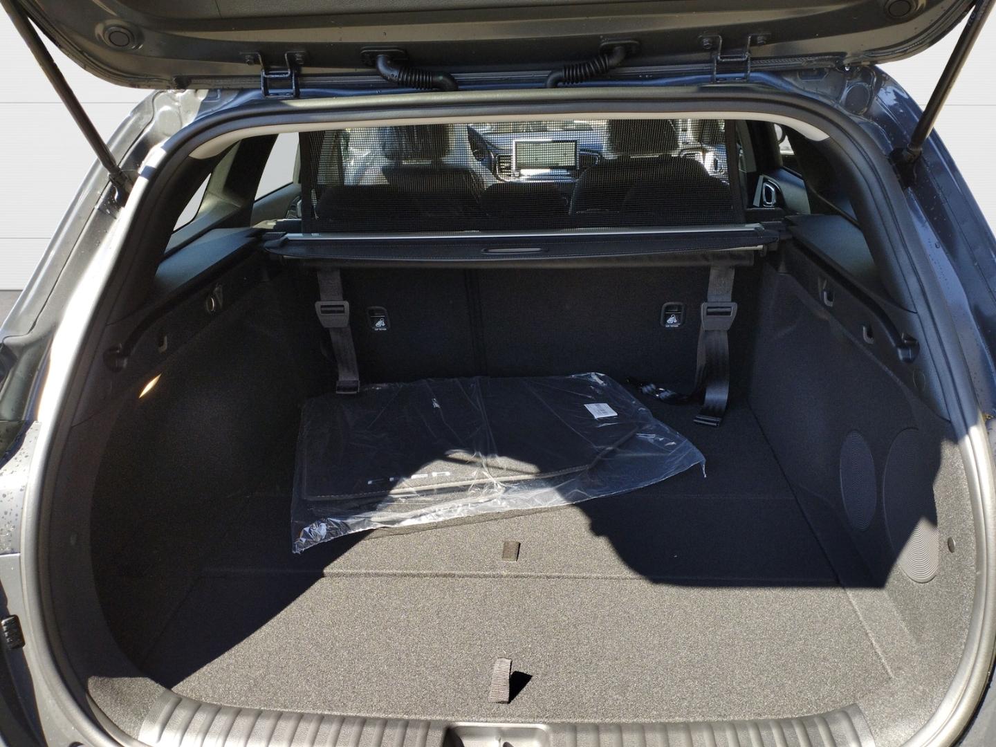 Kia Ceed_sw Sportswagon 1.5T DCT140PS ULTIMATE EDITI