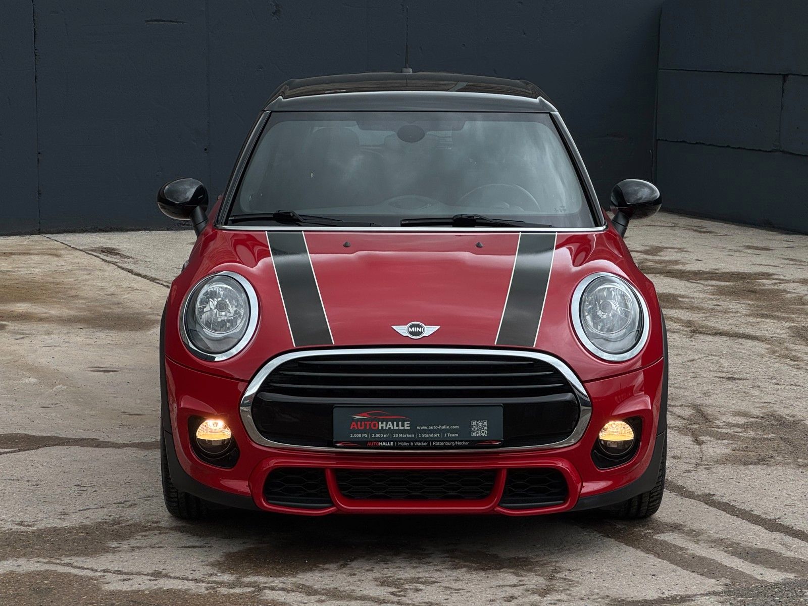 Fahrzeugabbildung MINI Cooper Temp. Komfortzugang JCW H&K PDC SHZ BLT