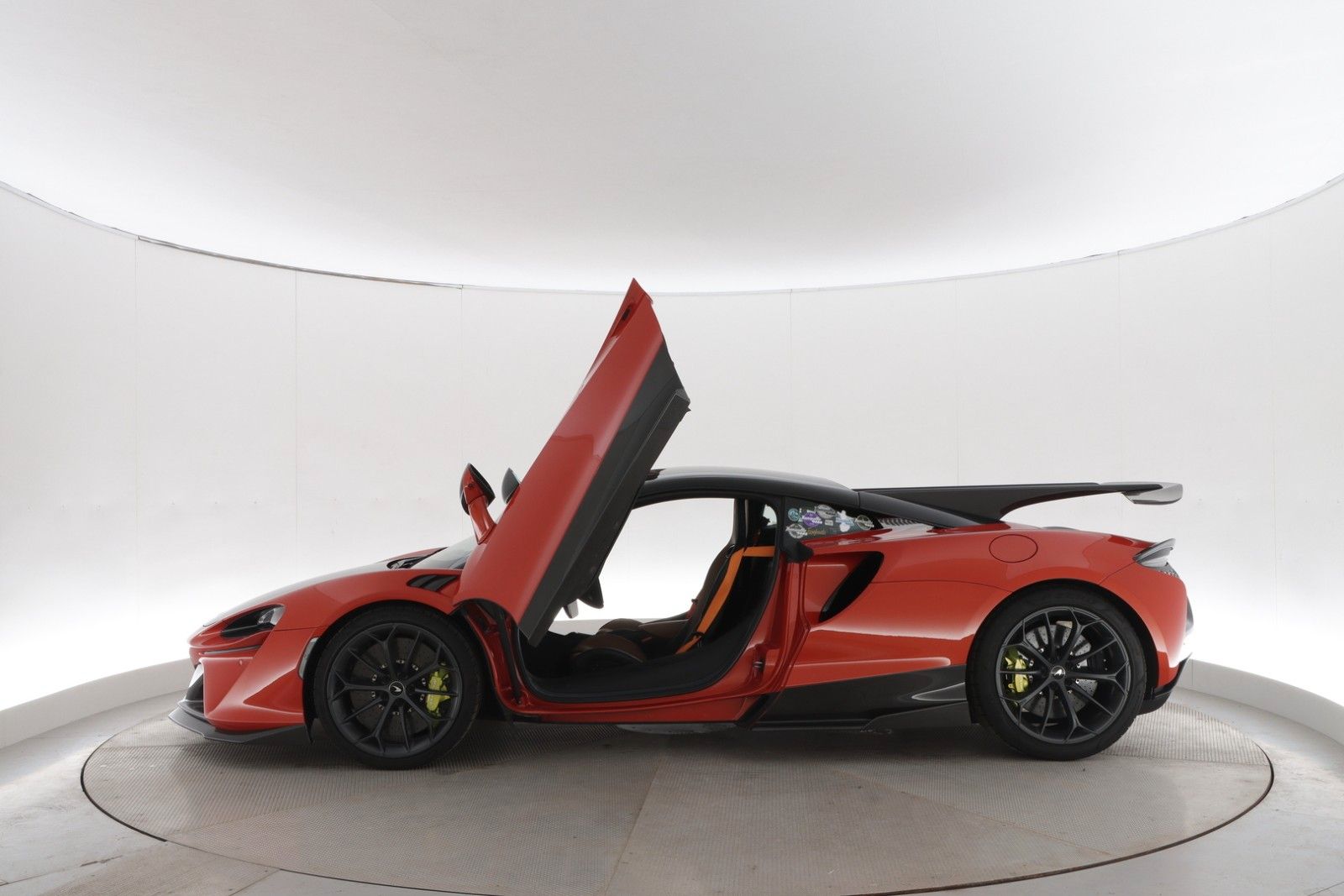McLaren Artura Novitec Carbon 700Hp foto 11