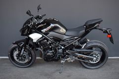 KAWASAKI Z 900 2025 /ABS+KQS+KTRC/Sofort Verfügbar!