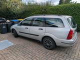 Ford Focus Turnier MK1 - 1,8l - Ford Focus aus 2000: Kombi