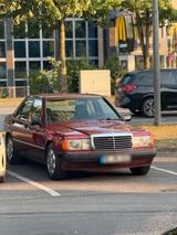 Mercedes-Benz Mercedes 190 w201 1.8 OHNE ROST NEU TUV  N... - Mercedes-Benz 190 in Duisburg