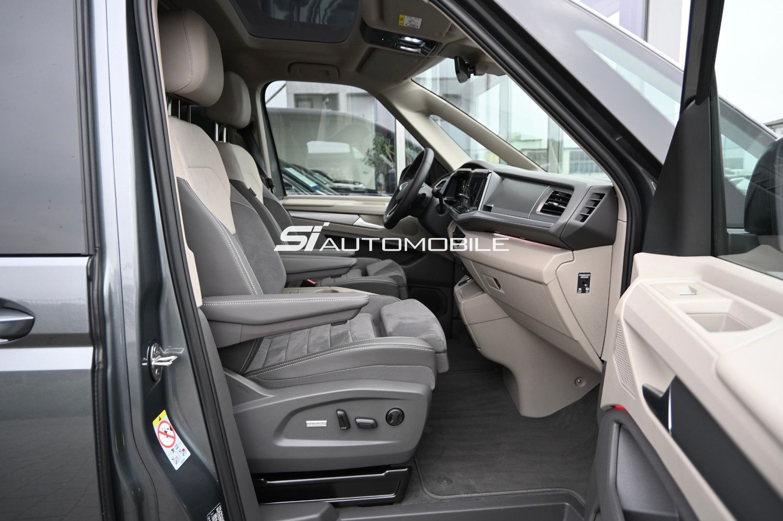 Fahrzeugabbildung Volkswagen T7 Multivan 2.0 TSI DSG Lang Edition °360°STHZ°