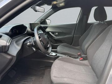 Peugeot 2008 - 11