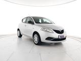 Lancia LANCIA Ypsilon 1.3 mjt Silver s&s 95cv X COMMERC - Lancia Ypsilon Silver mit Diesel-Antrieb
