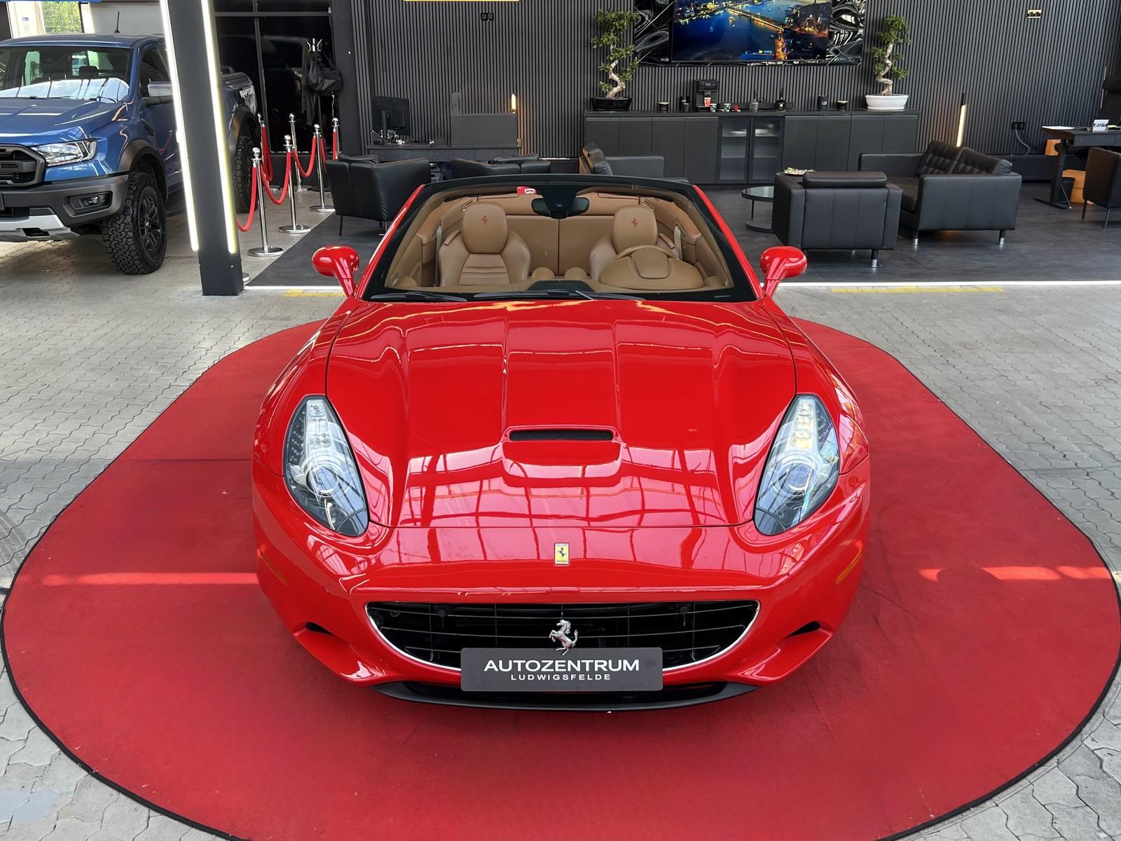 FERRARI CALIFORNIA F1 CAM / GPS / LED / | 489 ch | BVA