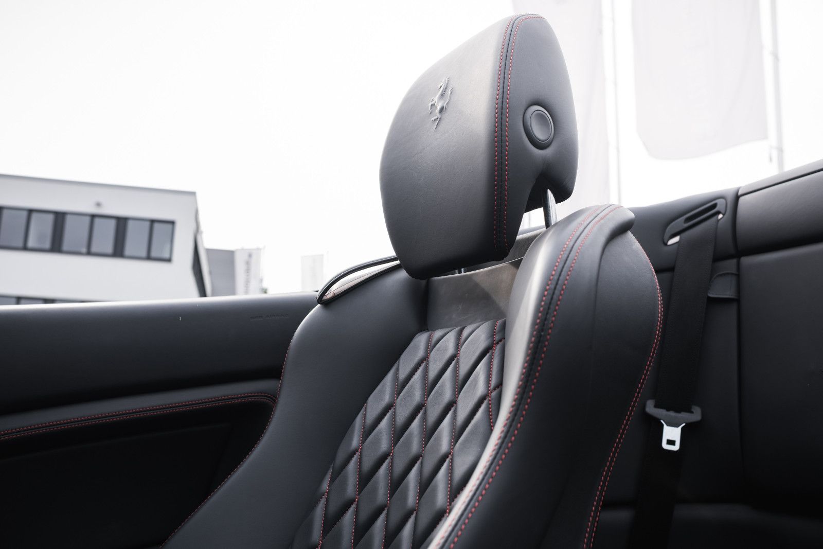 Fahrzeugabbildung Ferrari California-Scheckheft gepflegt-2.Hand