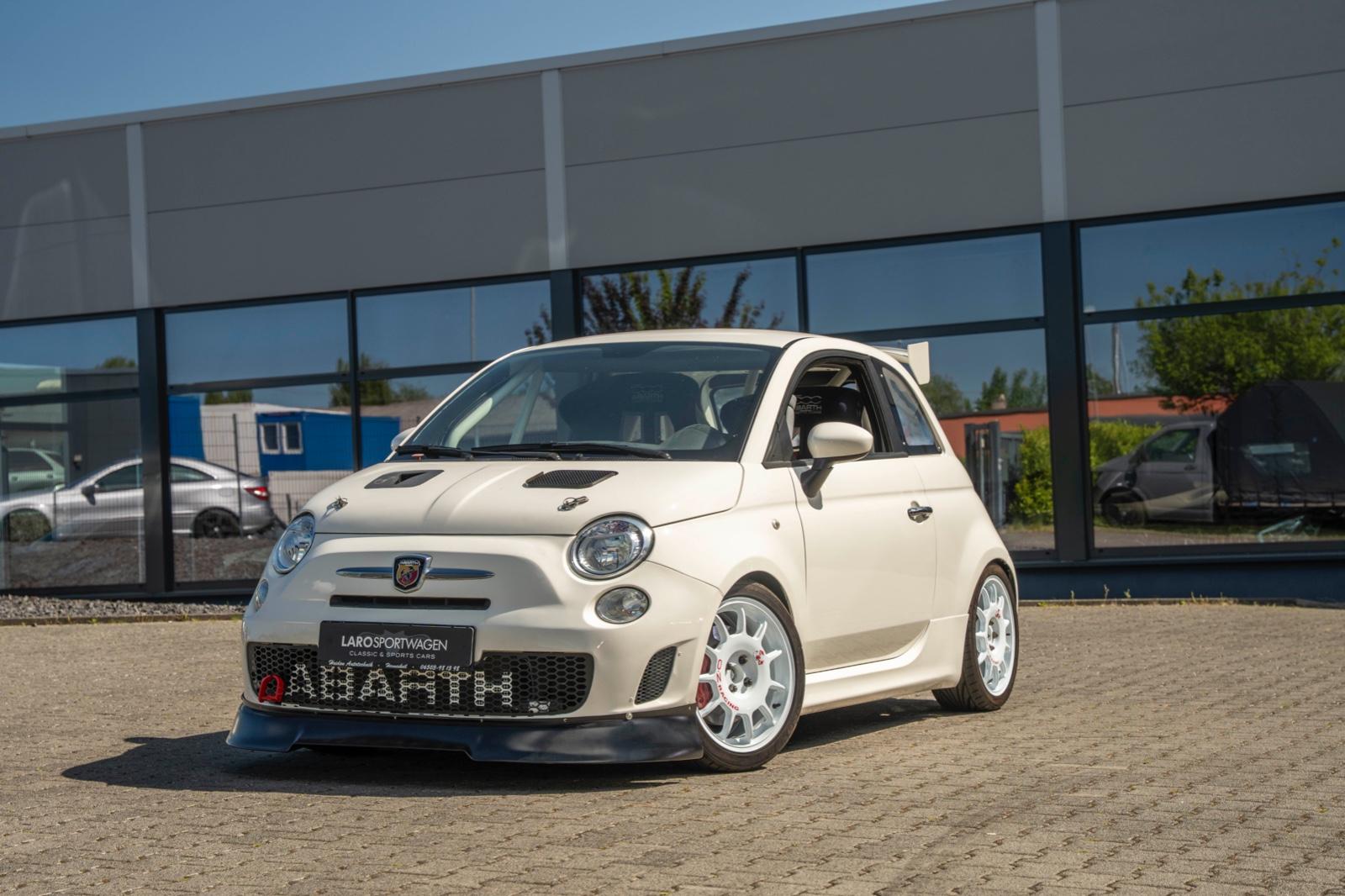 Abarth 695/Assetto Corse/1 von 5 Stk. Straßenzulassung