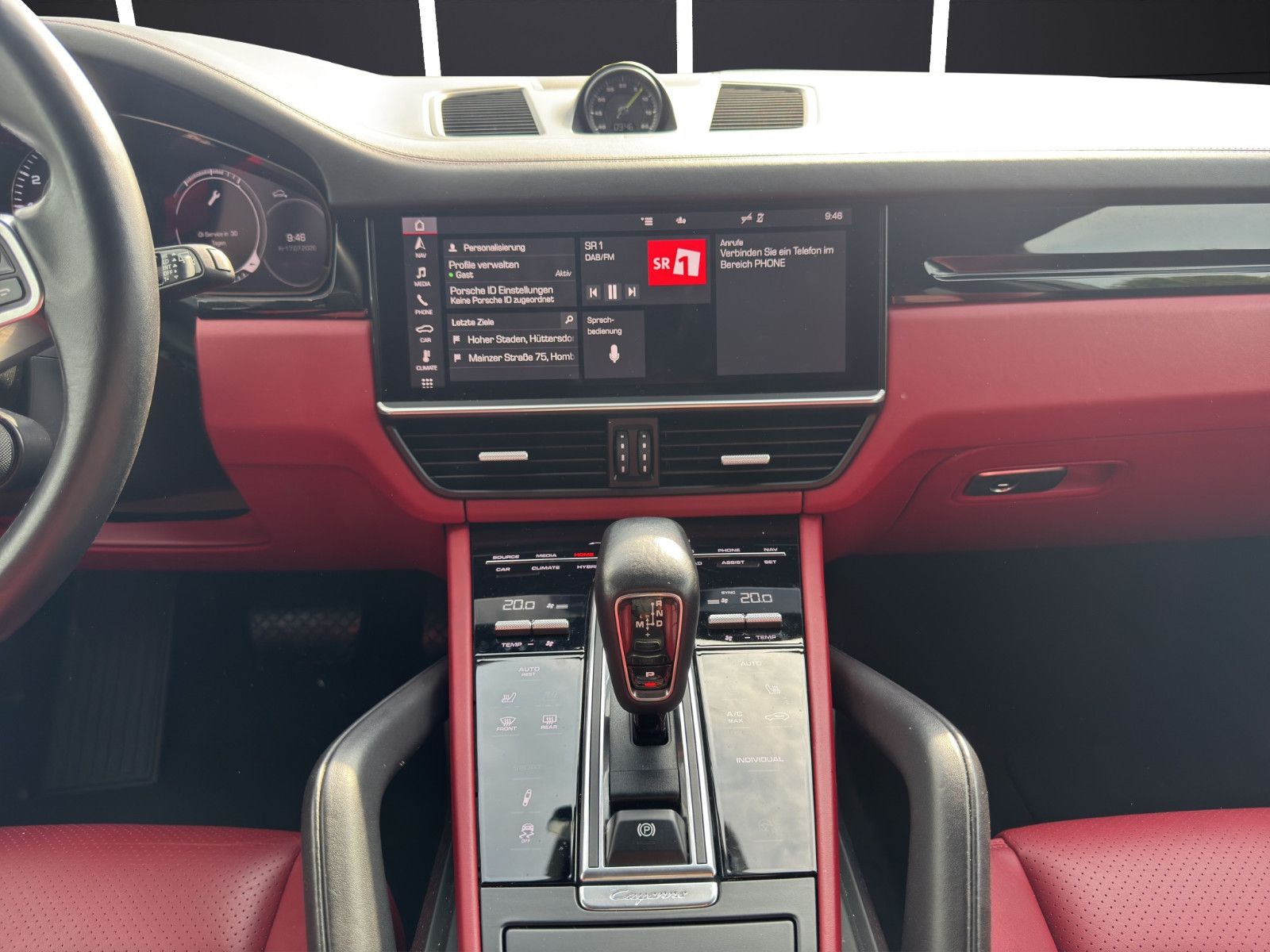 Fahrzeugabbildung Porsche Cayenne E-Hybrid*Matrix*AHK*Carplay*Bose*Head-up