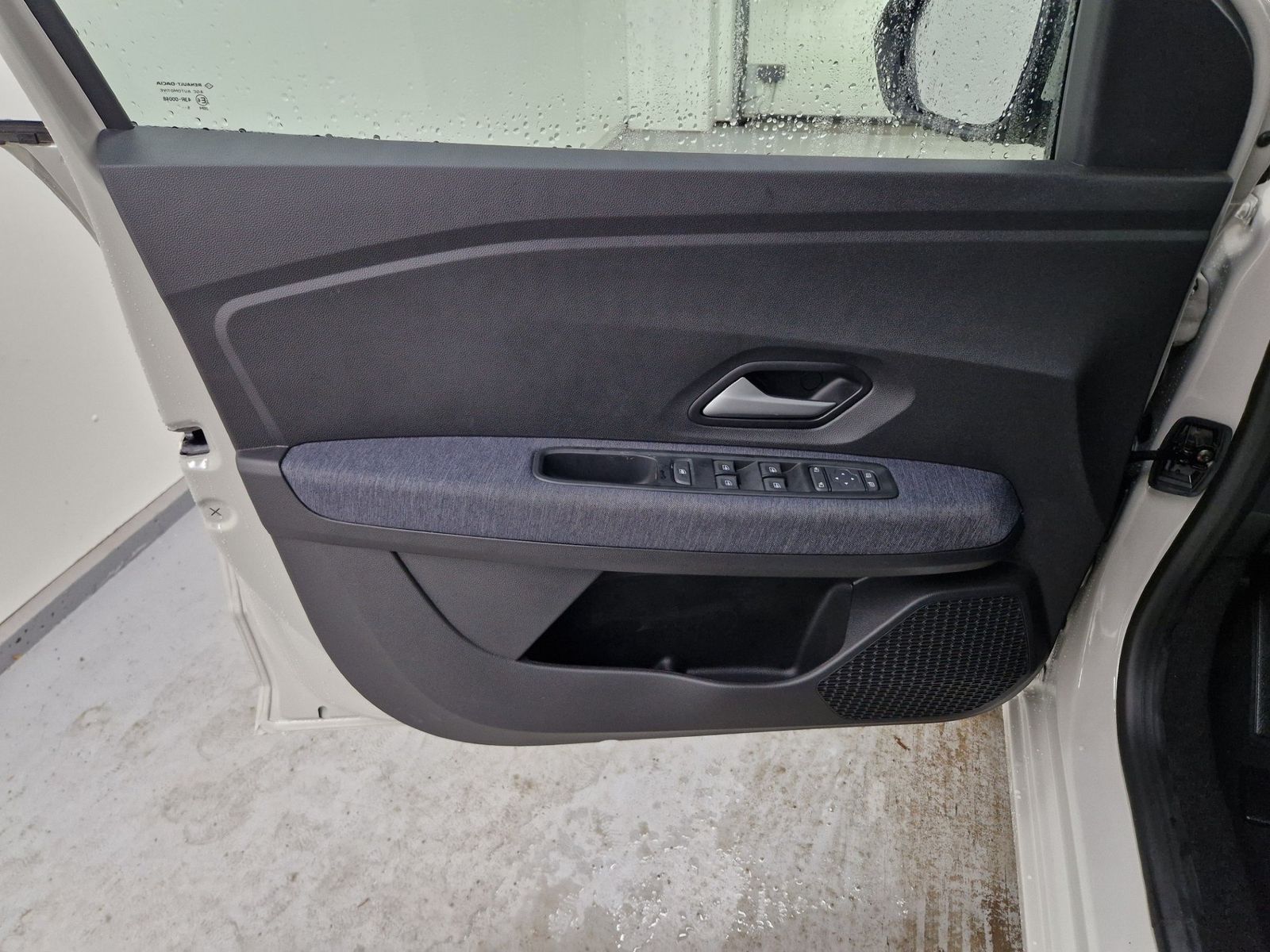 DACIA Sandero  Journey Eco-G 120 Driving Benzin/Gas – Bild 33