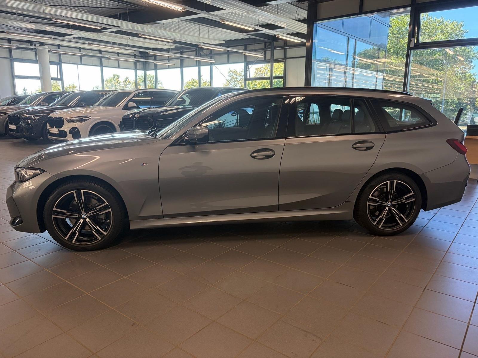 BMW 320d Touring M Sport AHK NAVI Standh. LED DAB