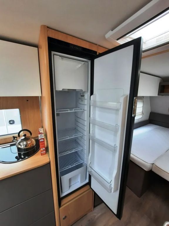 Fahrzeug Übersicht 14 Fahrzeugabbildung LMC Tandero 500 E Sparen Sie 5.590,- €