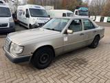 Mercedes-Benz 200-serie **250D-W124** - Mercedes-Benz 200: W124 200d