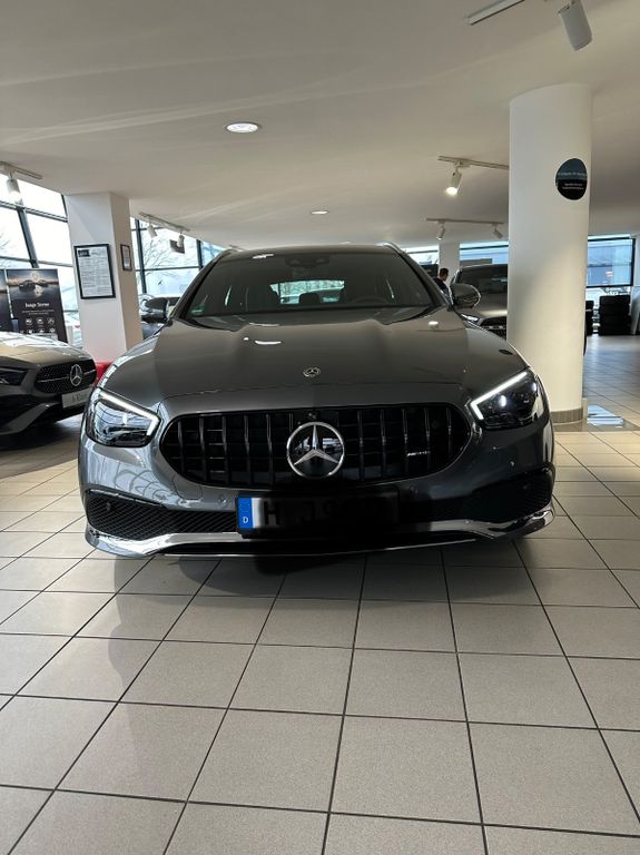 Image of Mercedes-Benz E 200