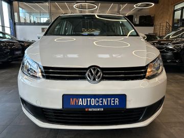 MYAUTOCENTER – Gebraucht- und Jahreswagen mit Werkstattservice in Pfaffenhofen Volkswagen Touran *7-SITZER*TÜV 827*2-ZONEN*PDC*DACHRELING