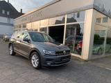 Volkswagen Tiguan Highline BMT/Start-Stopp 4Motion - VW Tiguan Gebrauchtwagen in Duisburg