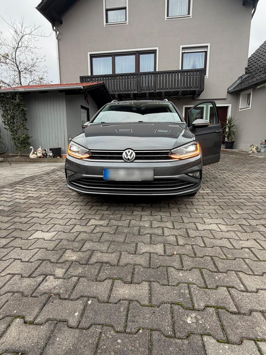 Volkswagen Golf Sportsvan