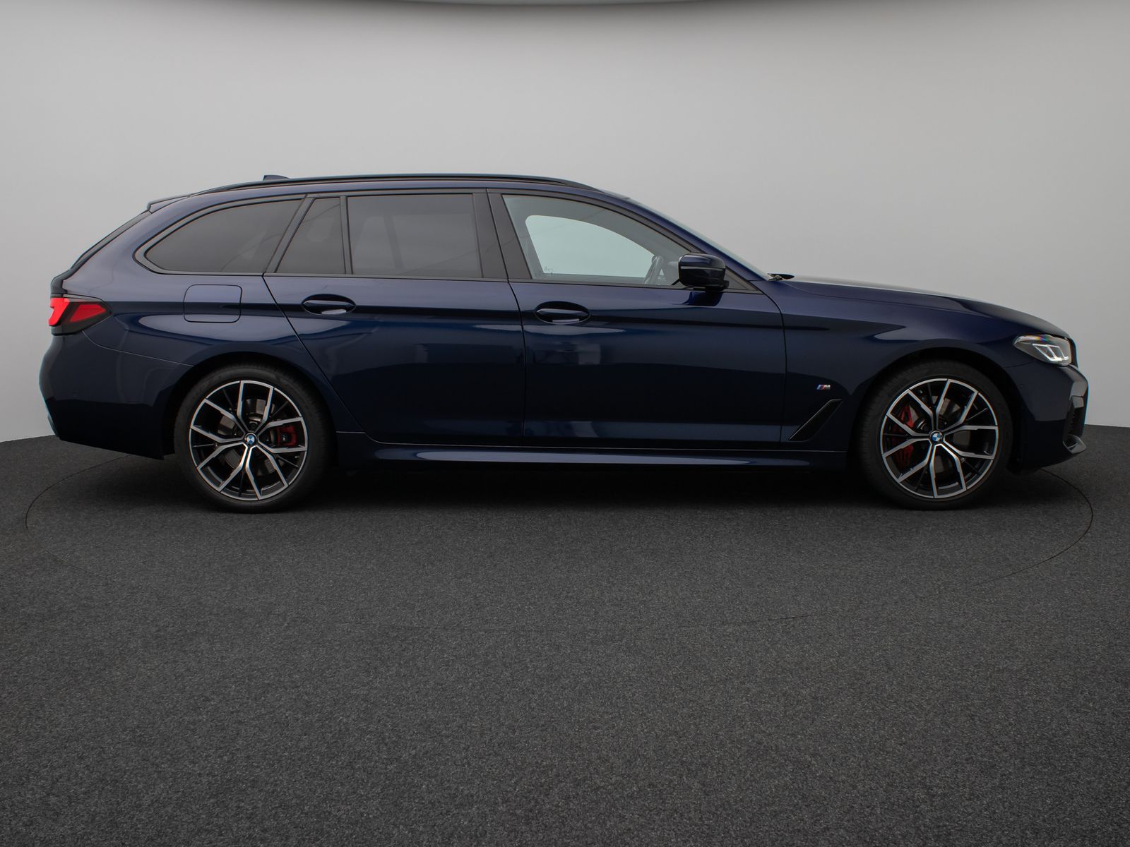 Fahrzeugabbildung BMW 520d M Sport Pro Kamera HUD DAB H/K 4xKlima 19"