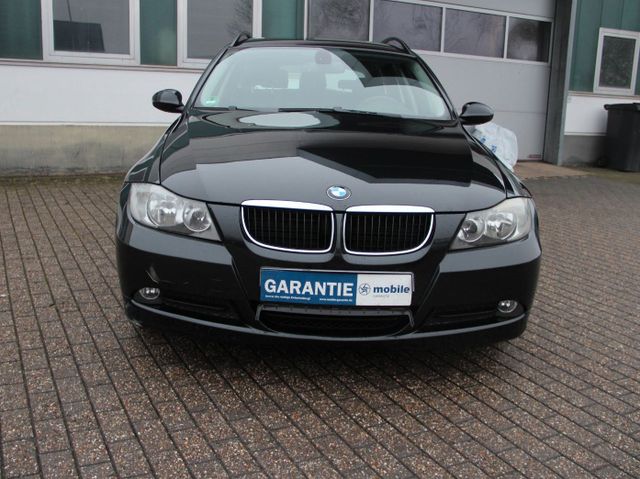 BMW 318i Touring Automatik, PDC SHZ,Leder, M Lenkrad