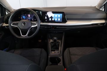 Volkswagen Golf VIII 2.0 TDI Life AID+ACC+LED+CARPLAY