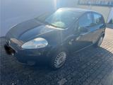 Fiat Punto 57kW, mit Winter- und Sommerreifen - Fiat Punto Gebrauchtwagen in Mannheim