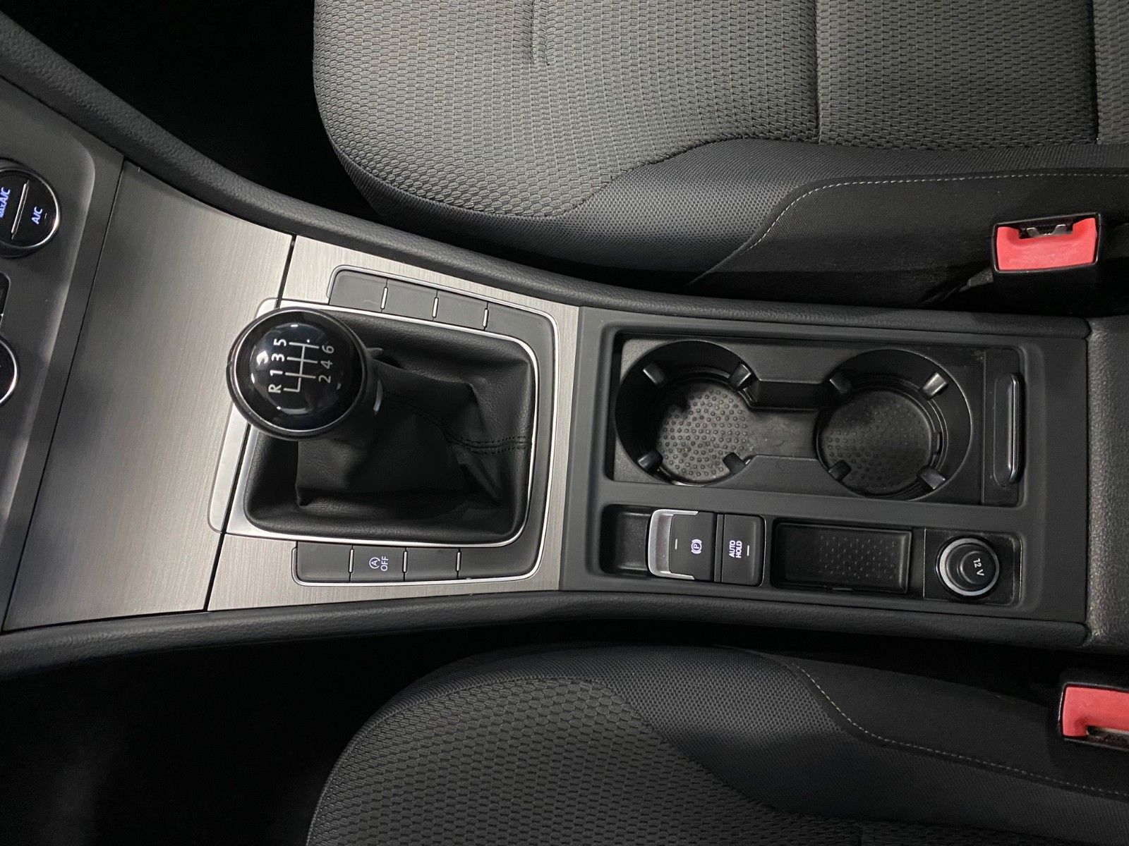 Fahrzeugabbildung Volkswagen Golf 7 1.2 TSI Comfortline+GARANTIE+2.HAND+ALU++