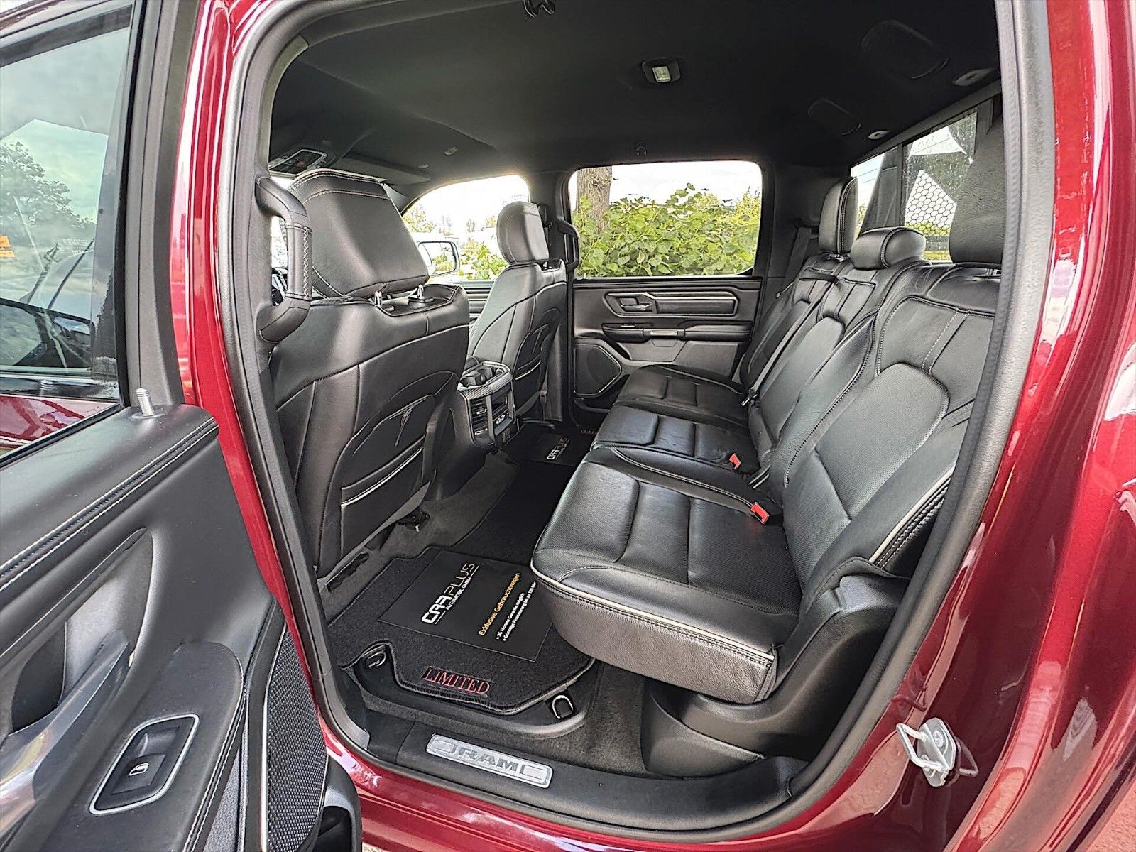 Fahrzeugabbildung Dodge RAM 5.7 V8 HEMI 4x4 LIMITED NightEdition Offroad