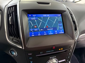 Ford S-Max - 11