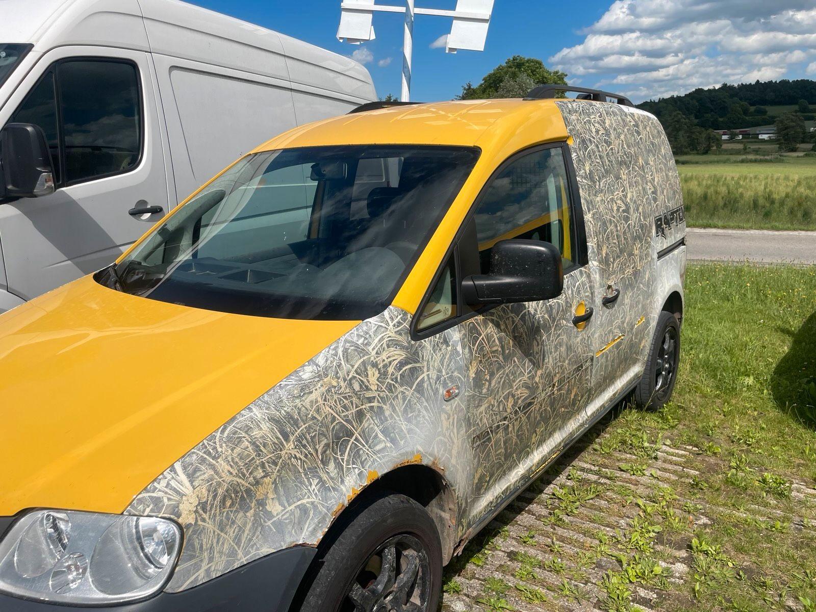 Volkswagen Caddy 2009 — rear view