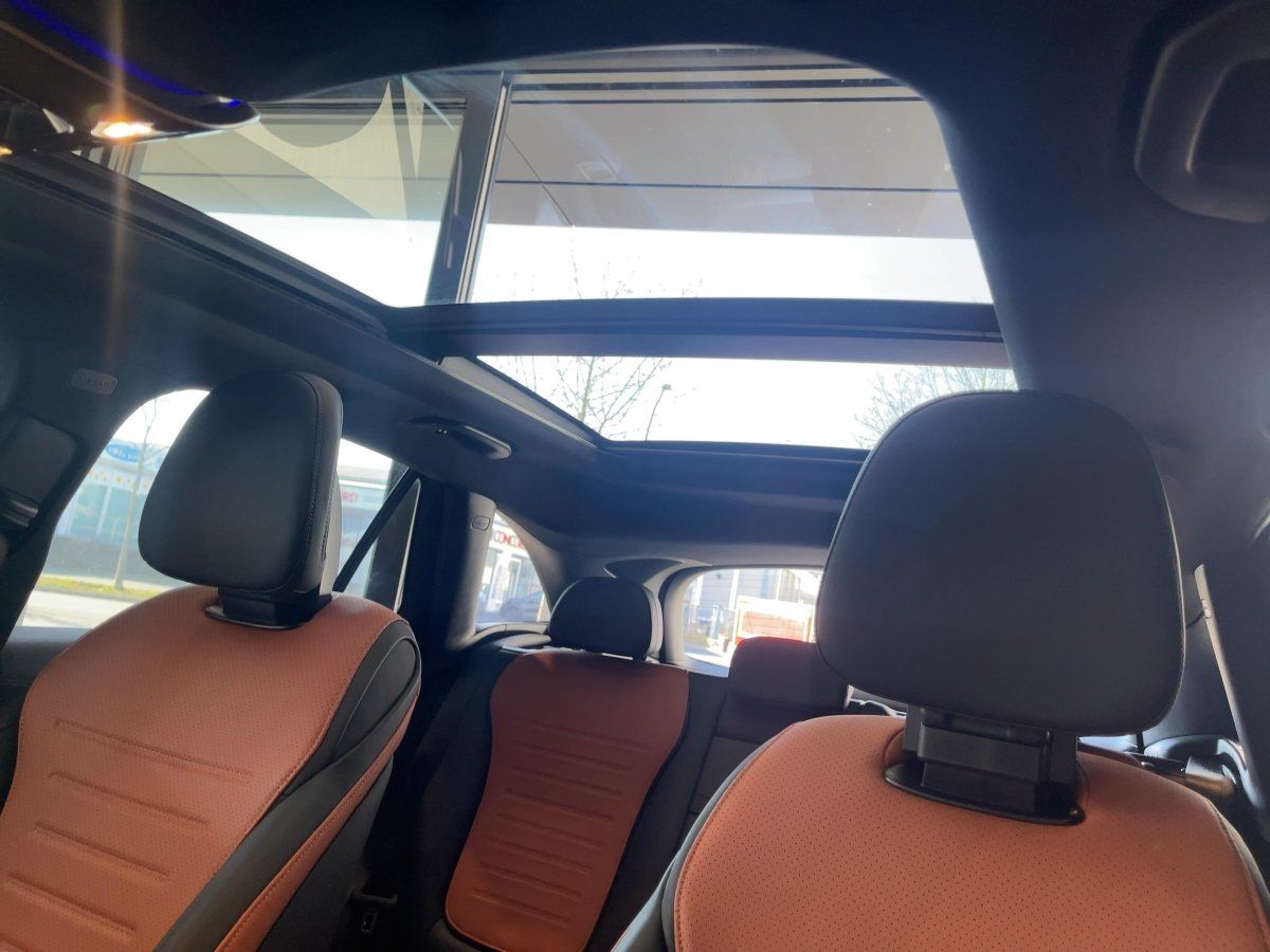 Fahrzeugabbildung Mercedes-Benz GLC 450 d 4M AMG/Night/Pano/360°/AHK