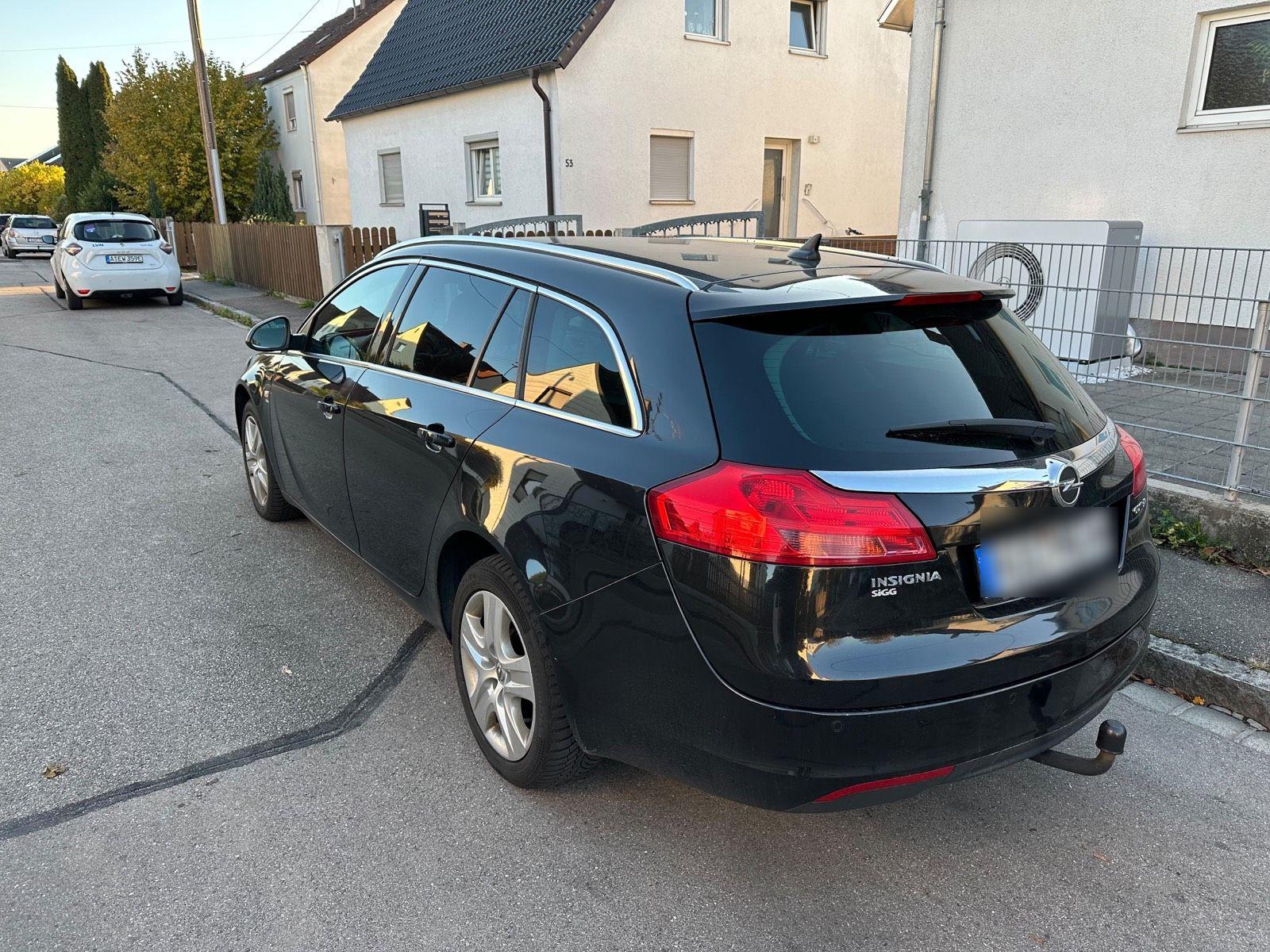 Opel Insignia 2010 — photo 10