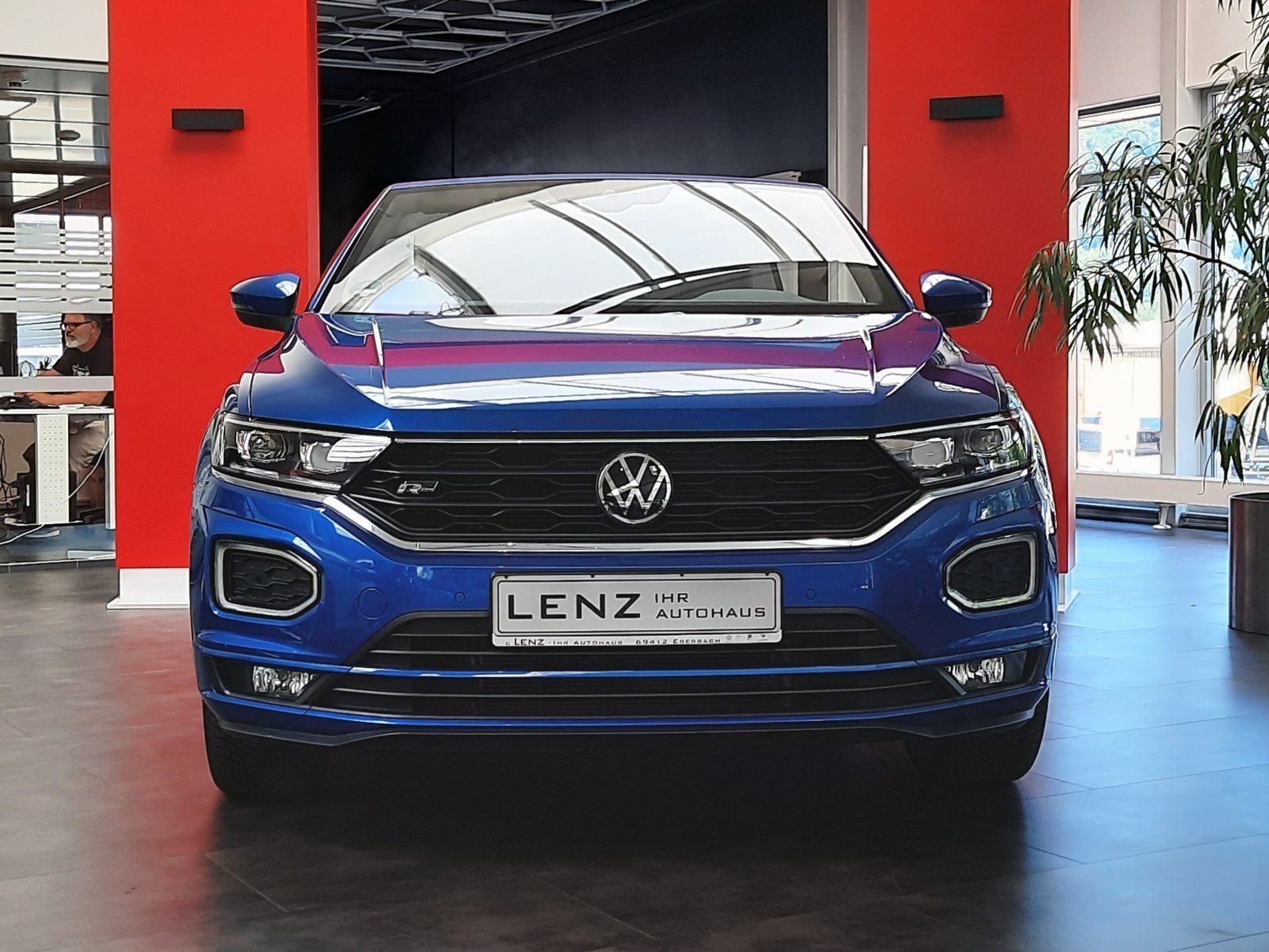 Fahrzeugabbildung Volkswagen T-Roc Cabrio R-Line TSI DSG *Cam*ACC*App*LED*
