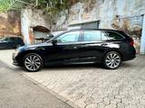 Skoda Octavia Combi Tour*1.Hand*Scheckheft Skoda*AHK* - Skoda Octavia Gebrauchtwagen in Saarbrücken