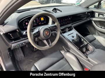 Porsche Panamera - 4