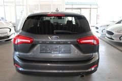 Fahrzeugabbildung Ford Focus 1,5 EcoBlue Titanium Turnier Winter Paket