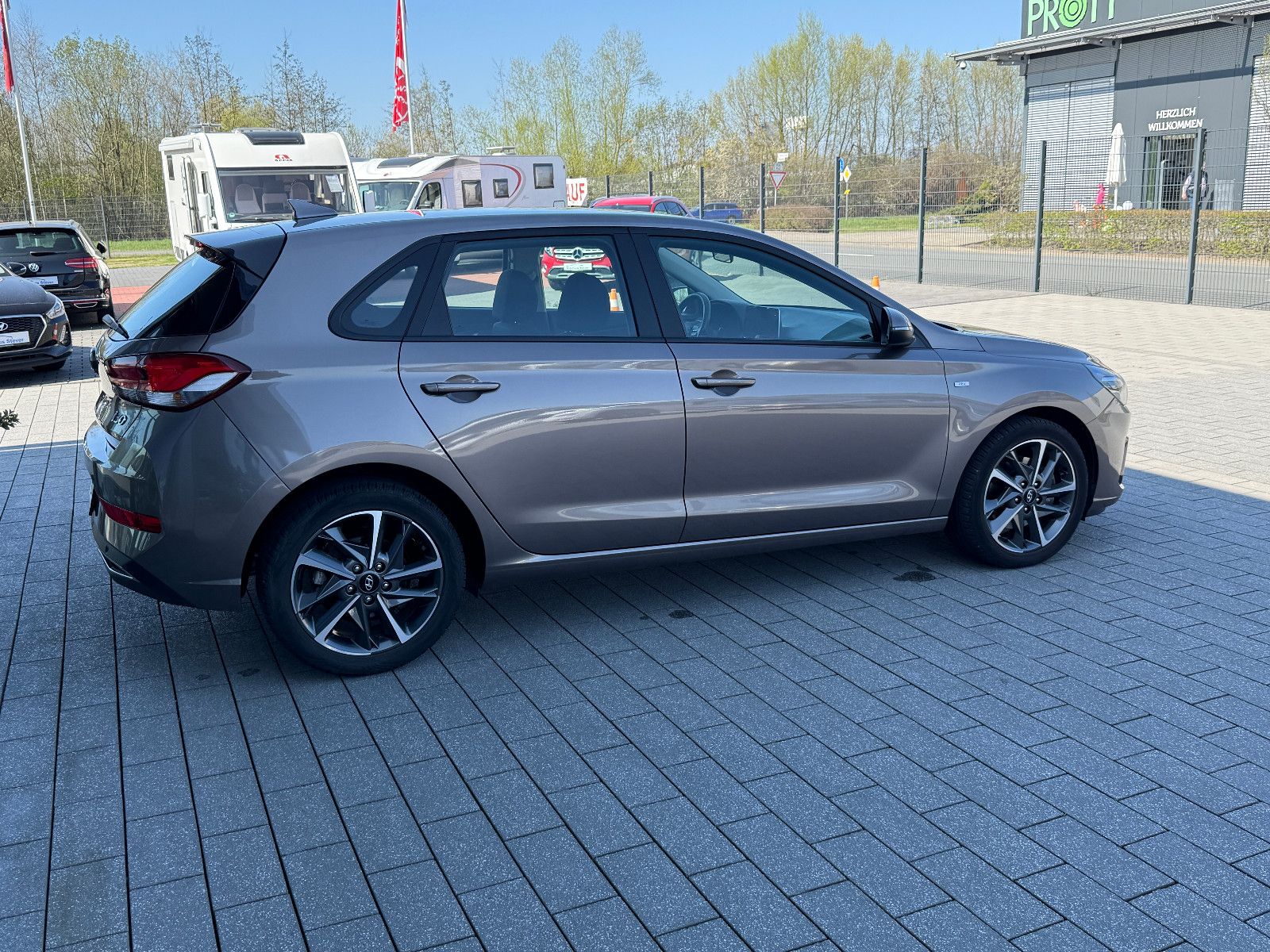 Fahrzeugabbildung Hyundai i30 Trend Mild-Hybr.48V NAVI CAM KLIMA ALLWETTER