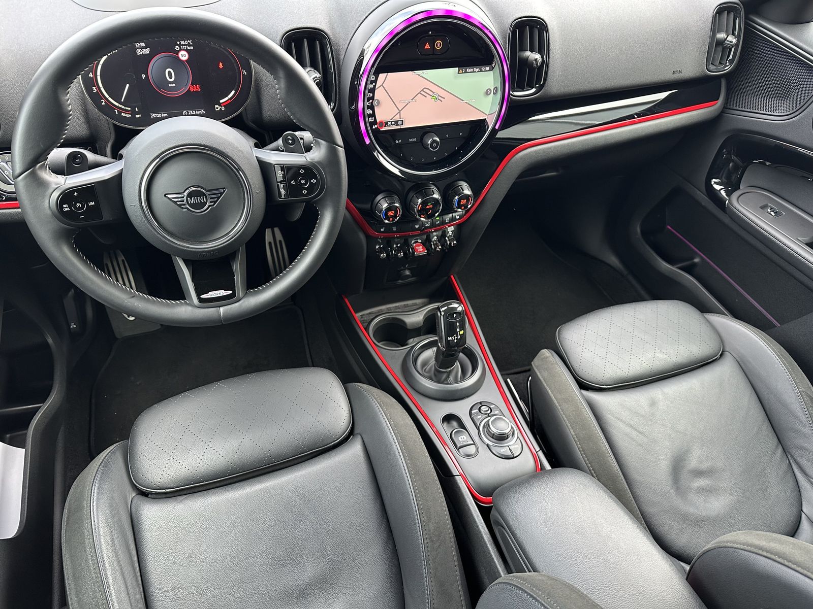 Fahrzeugabbildung MINI John Cooper Works Countryman NAV+LED+HEAD-UP+KAM
