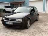 Volkswagen VW Golf 4 GTI 1.8T Jubi 25 Jahre GTI - Volkswagen Golf aus 2002: GTI
