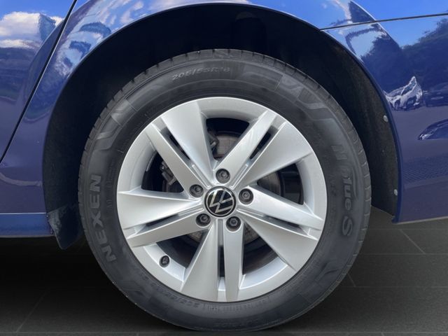 Volkswagen Golf Variant VIII 1.5 eTSI DSG LED-PLUS NAVI ACC