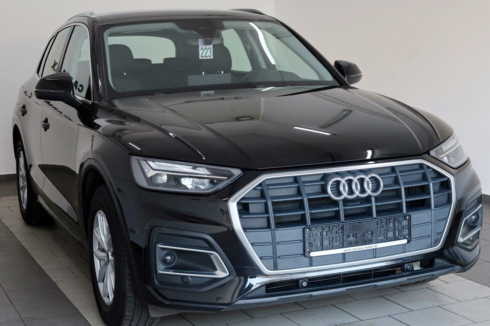 Fahrzeugabbildung Audi Q5 35 TDI, Leder, Navi, LED, SH