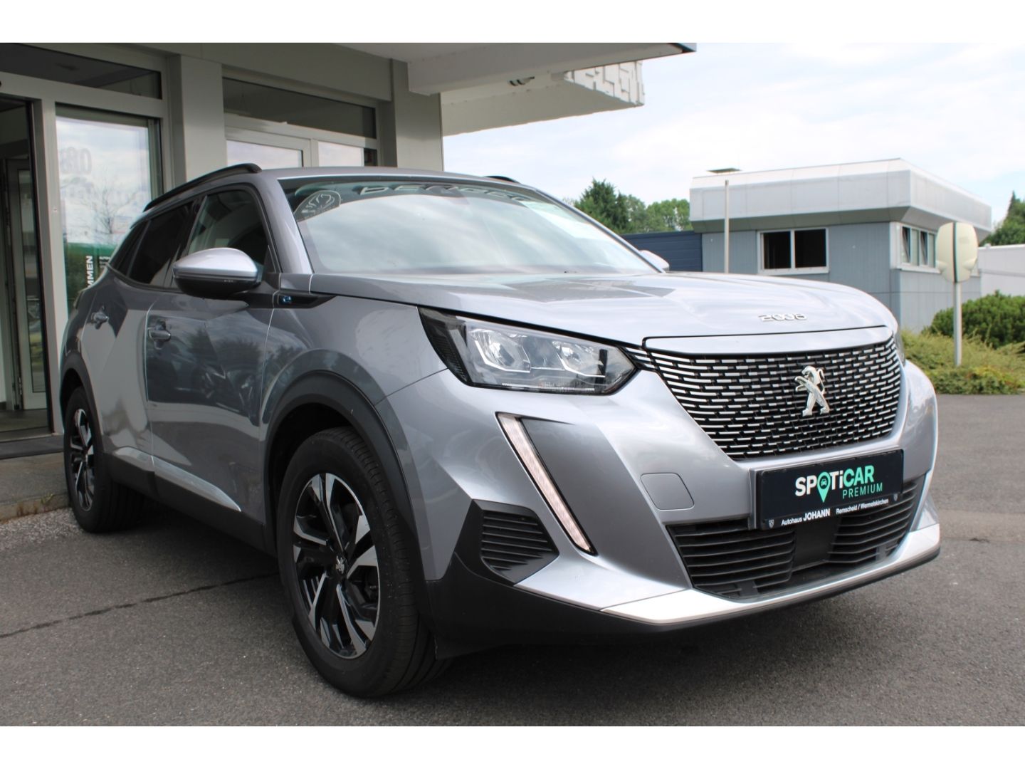 Peugeot 2008 Allure Elektro 136 *1.Hand + 7.4kw OnBoard  imagem 3