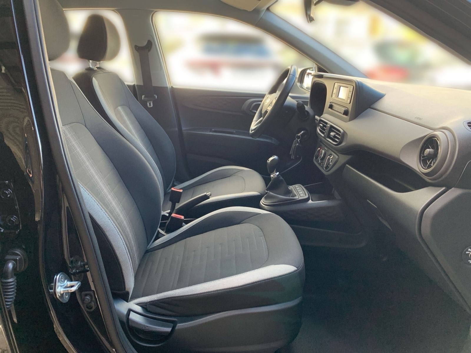 Fahrzeugabbildung Hyundai i10 1.0 Select Anhängerkupplung Sitzheizung PDC