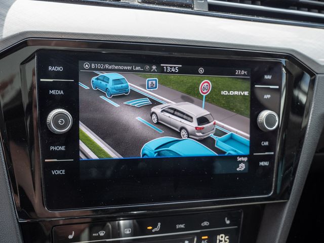 Passat Variant 2.0 TDI DSG Business ACC LED PANO