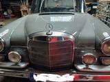 Mercedes-Benz 190c - Mercedes-Benz 190: 190c