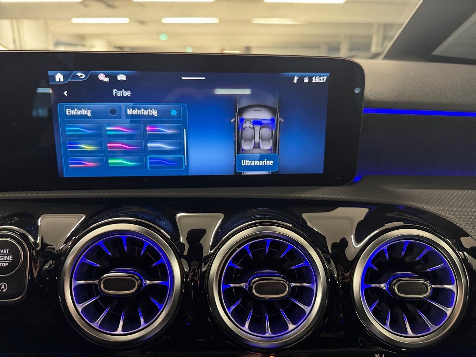 Fahrzeugabbildung Mercedes-Benz A 200 AMG Line *Panorama*LED*Kamera*CarPlay*18"*