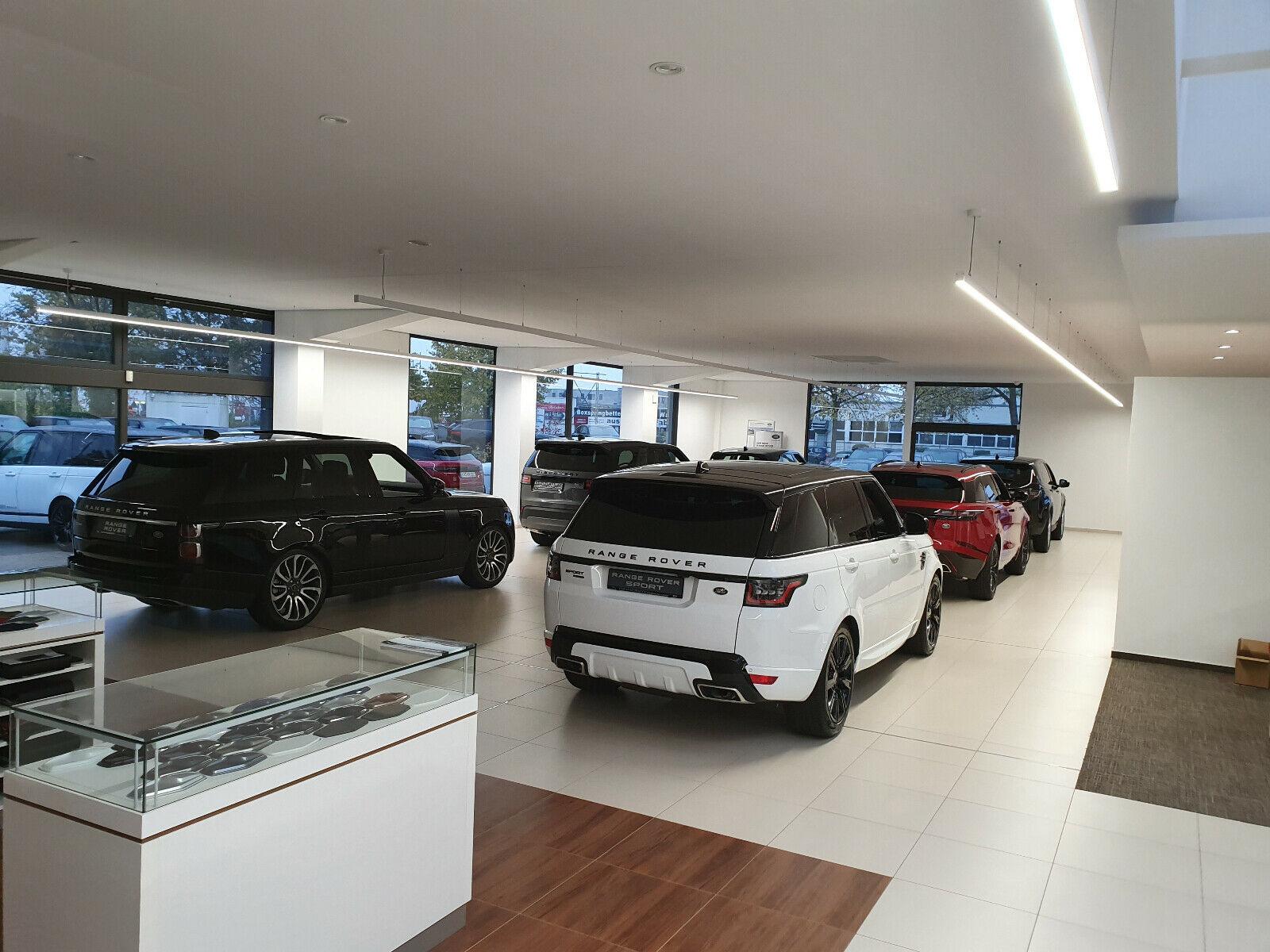 showroom-image-bottom
